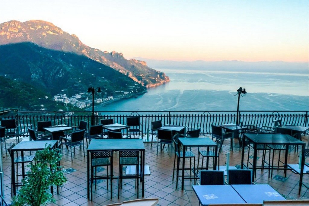 How to Choose the Top Restaurants Amalfi Coast?